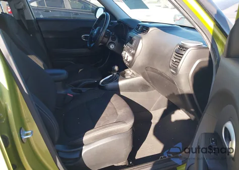 2015 Kia Soul z USA, uszkodzony, nr VIN KNDJN2A29F7785541